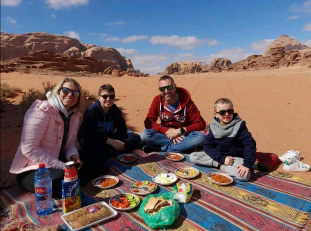 Wadi Rum Local Guide Camp Екстериор снимка