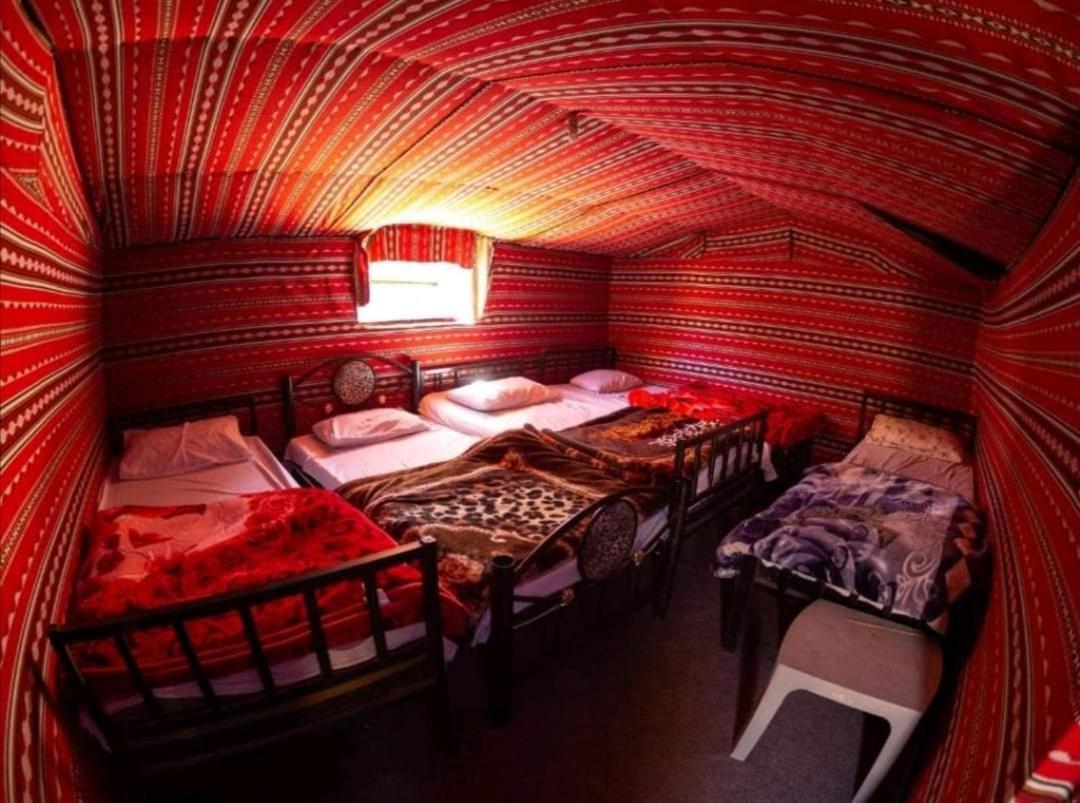 Wadi Rum Local Guide Camp Стая снимка