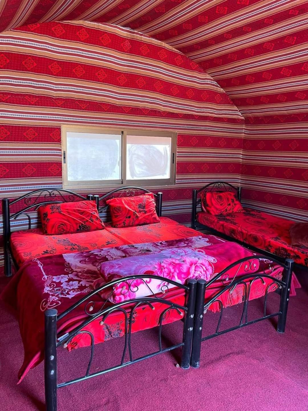 Wadi Rum Local Guide Camp Стая снимка