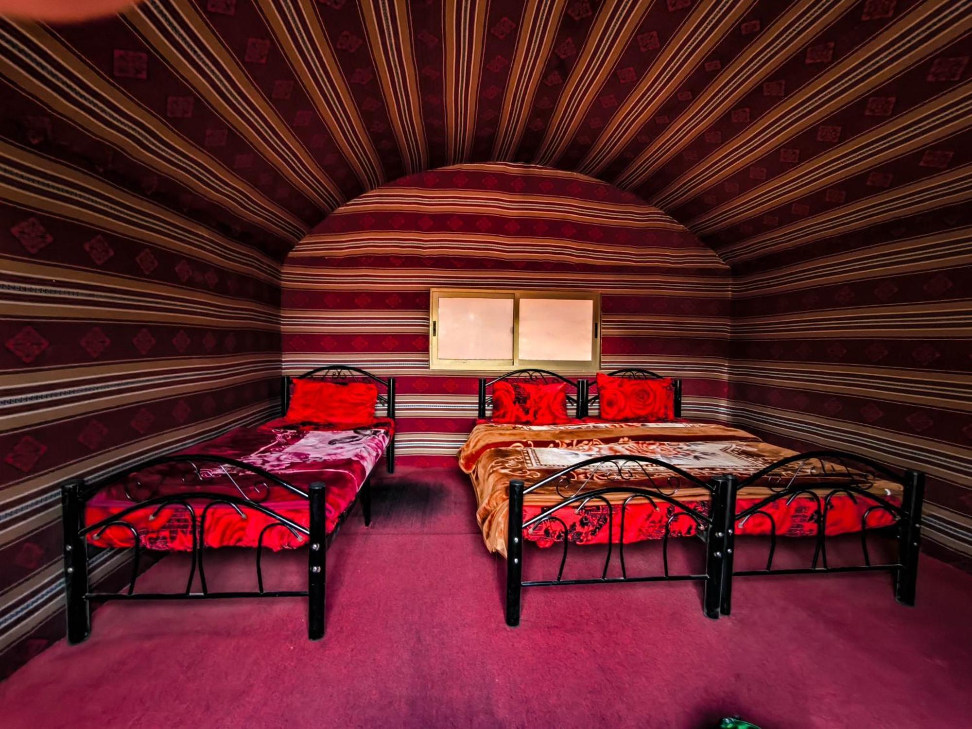 Wadi Rum Local Guide Camp Екстериор снимка